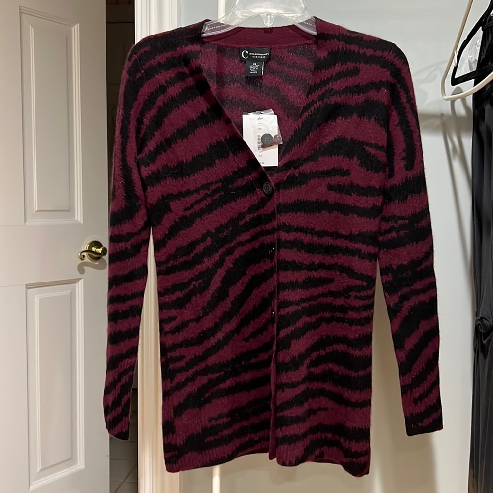 Cashmere sweater, unworn and new with tags